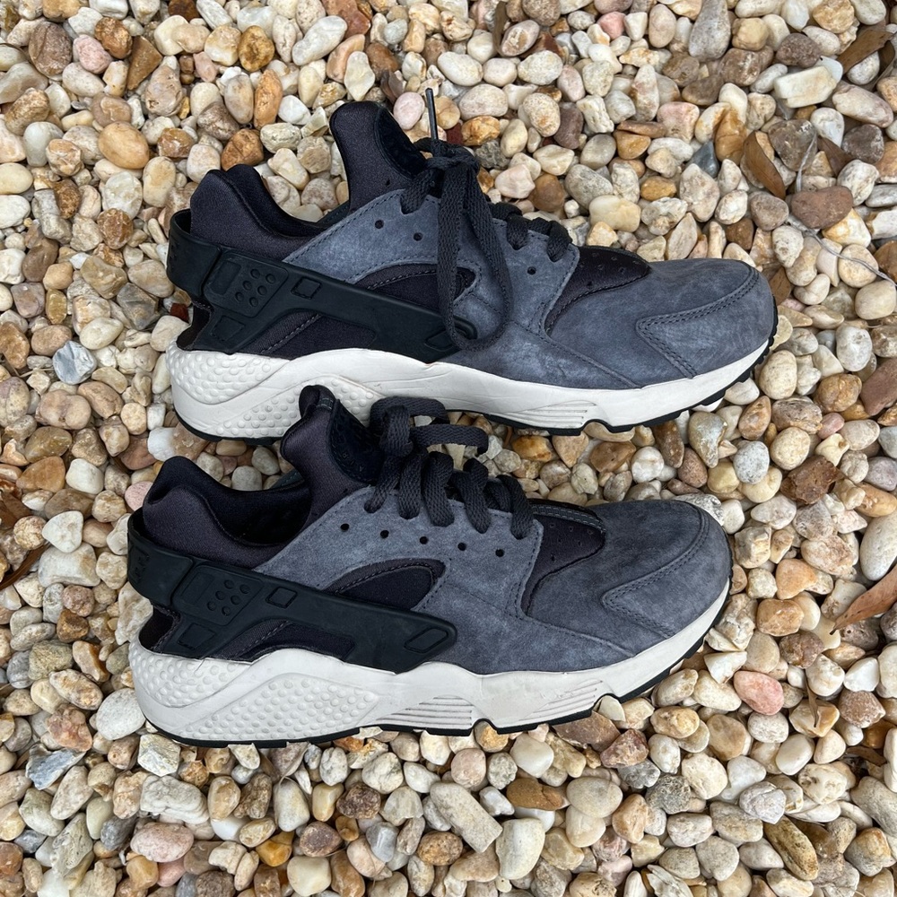 Nike Air Huarache shoes